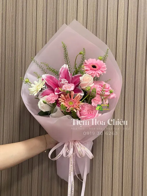 Tiệm hoa bạc liêu - Đặt bó hoa tươi thiết kế mang tính cá nhân hóa, tối giản nhưng vẫn tinh tế và giàu cảm xúc.