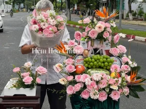 Lễ dạm ngõ tại shop hoa tươi CHIÊU bước khởi đầu đánh dấu sự gắn kết, thắt chặt tình thân giữa hai bên gia đình.