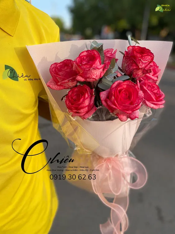 Shop hoa bạc liêu - Đặt bó hoa tươi món quà độc đáo và ý nghĩa để truyền tải lời chúc tốt đẹp và tình cảm của người tặng.