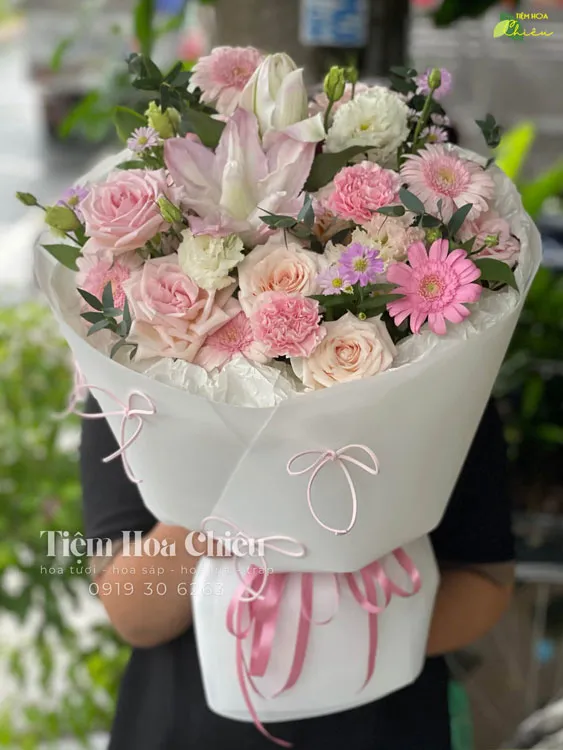 Dịch vụ điện hoa giá rẻ với nhiều kiểu dáng khác nhau, cho bạn nhiều sự lựa chọn đa dạng, gây ấn tượng ngay với người nhận.