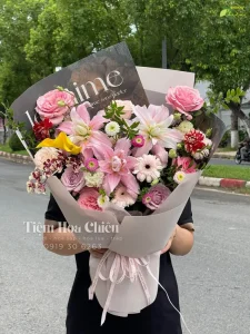 Tiệm hoa bạc liêu - Đặt bó hoa tươi mang thông điệp riêng, thể hiện tình cảm, sự quan tâm và lời chúc tốt đẹp đến người nhận.