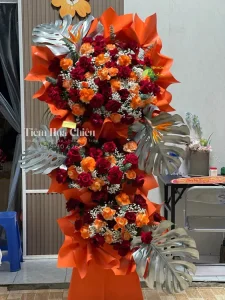 Đặt lãng hoa chúc mừng khai trương ấn tượng mạnh mẽ và thu hút sự chú ý của khách mời, đối tác trong ngày khai trương đặc biệt.