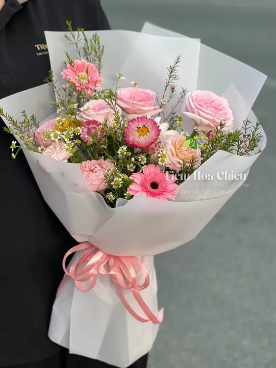 Tiệm hoa bạc liêu - Đặt bó hoa tươi mang thông điệp riêng, thể hiện tình cảm, sự quan tâm và lời chúc tốt đẹp đến người nhận.