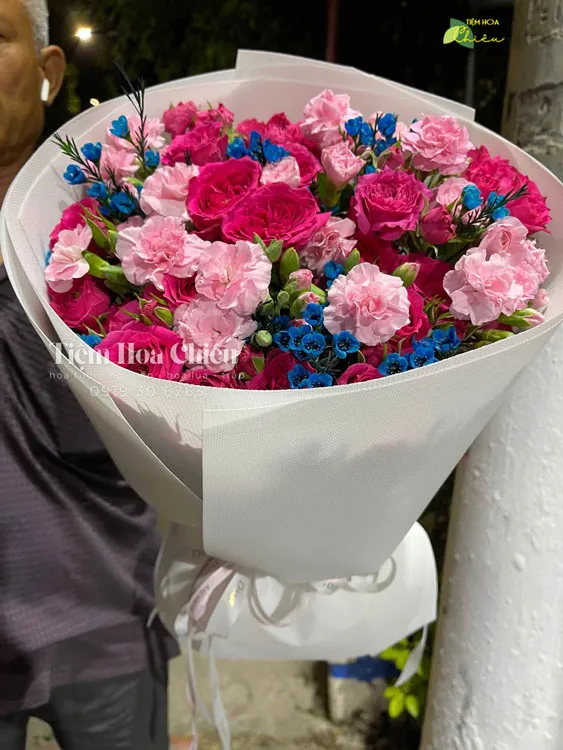 Đặt hoa mừng thọ mong ước người nhận luôn khỏe mạnh, tận hưởng một cuộc sống an nhàn, hạnh phúc bên cháu con.