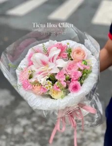 Shop hoa tươi giá rẻ CHIÊU - Thiết kế theo yêu cầu không chỉ đẹp mà còn mang dấu ấn riêng của người tặng.