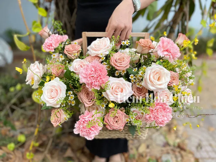 Cửa hàng hoa Bạc Liêu - Đặt hoa giáng sinh gửi trao lời chúc an lành đến những người thân yêu trong mùa lễ cuối cùng của năm.